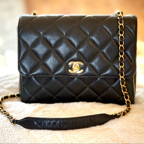 CHANEL Handbags - CHANEL Caviar Leather Black Quilted Crossbody Bag
